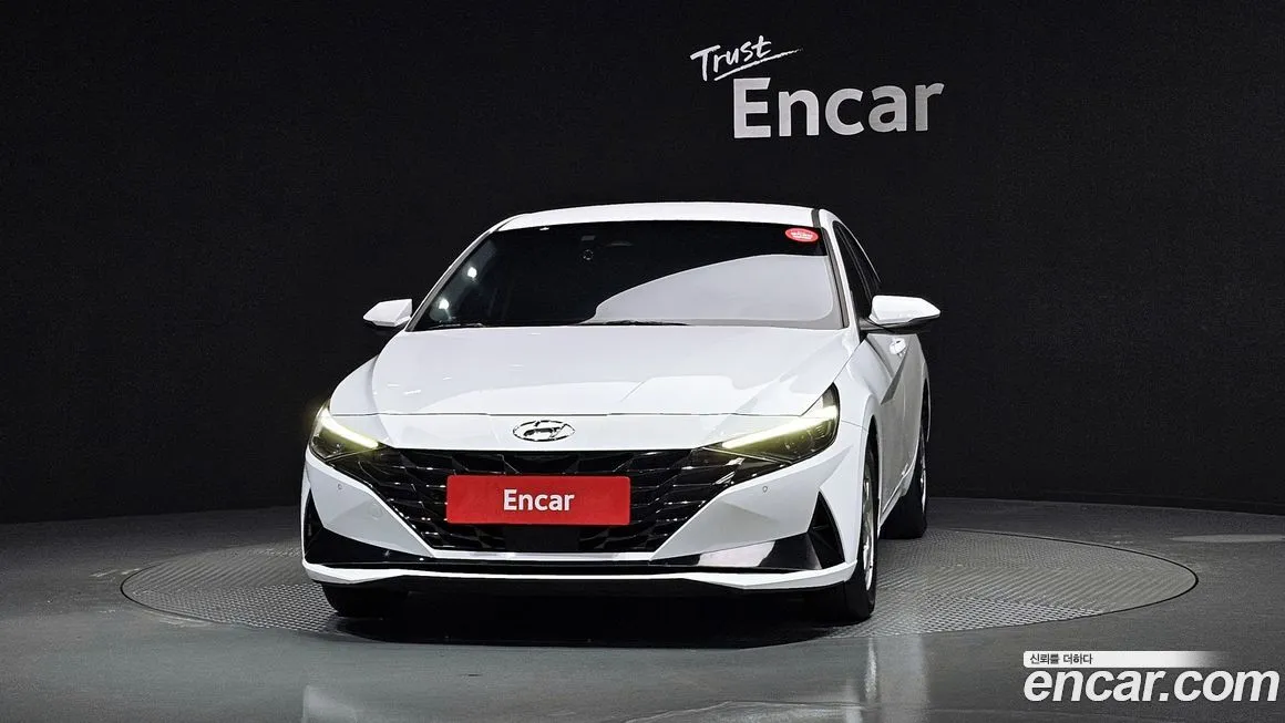 Hyundai AVANTE — фото 3