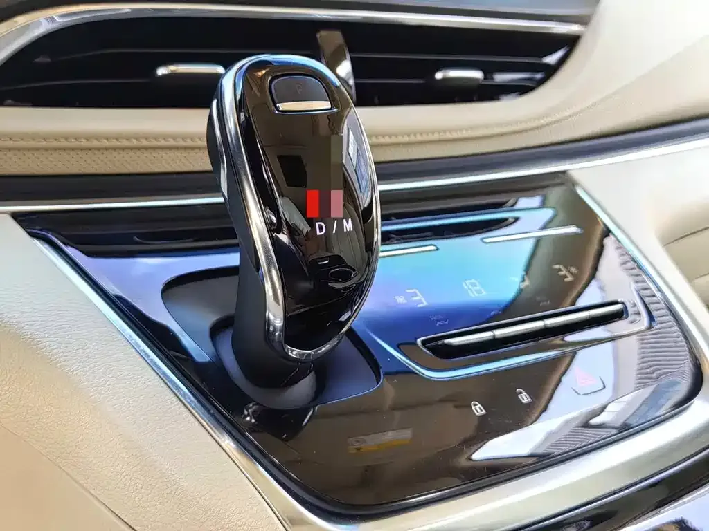 Buick GL8 2023 из CN, фото 4