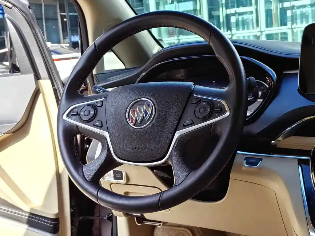 Buick GL8 2023 из CN, фото 6
