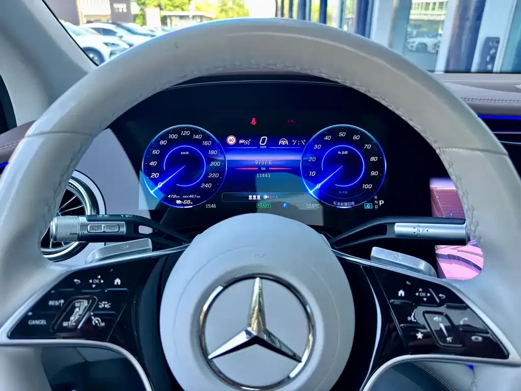 Mercedes-Benz EQS SUV 2023 из CN, фото 8