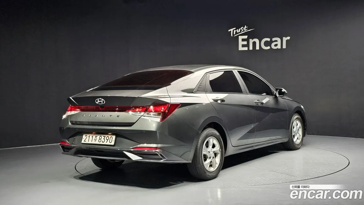 Hyundai AVANTE — фото 2