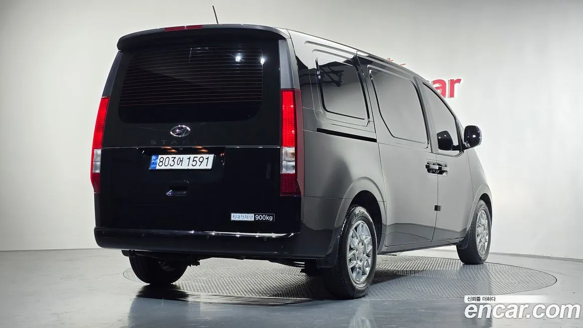 Hyundai Staria — фото 2