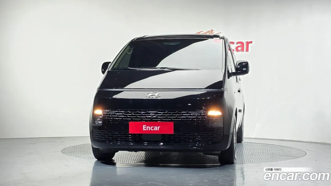 Hyundai Staria — фото 3