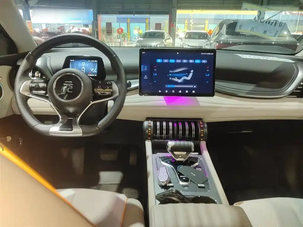 [object Object] Yuan Plus 2024 из CN, фото 10