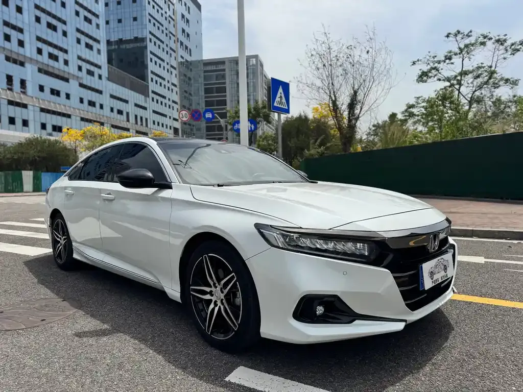 Honda Accord 2023 из CN, фото 3