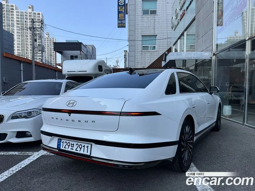 Hyundai Grandeur 2023 из KR, фото 2
