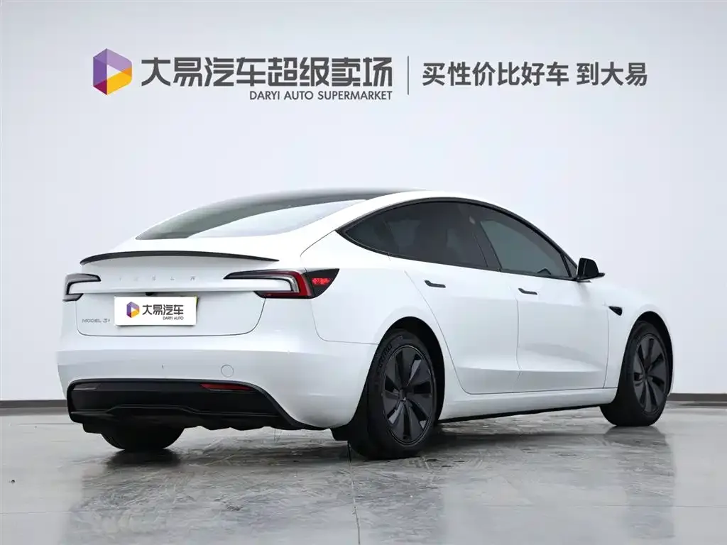 Tesla Model 3 2024 из CN, фото 3