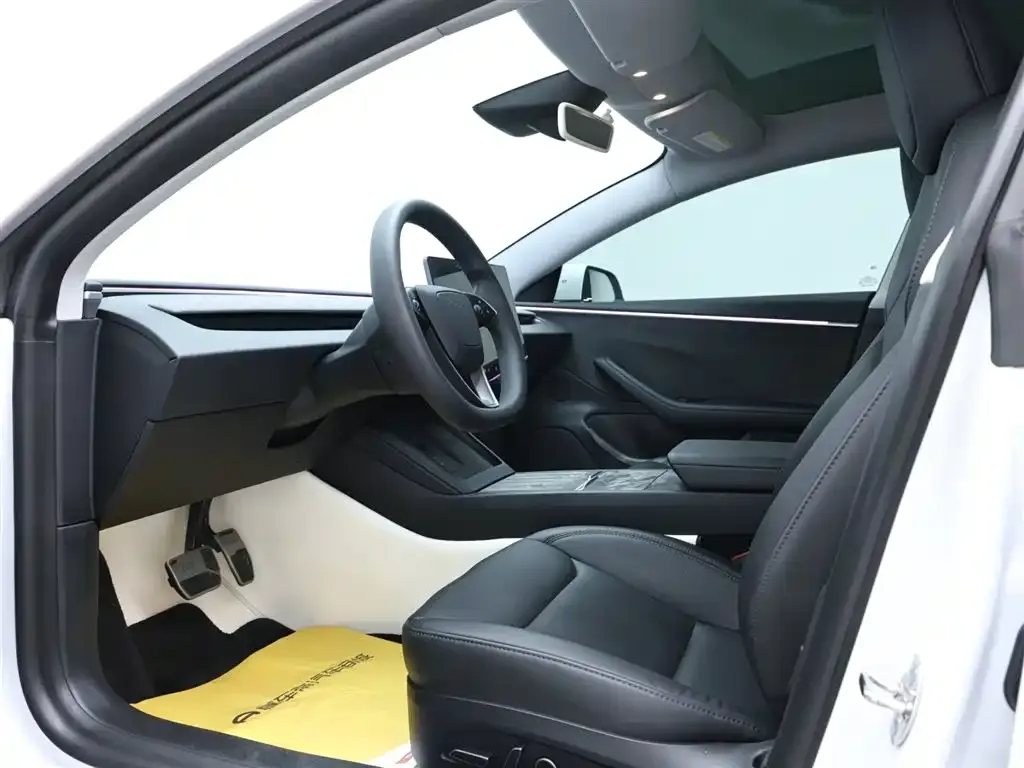 Tesla Model 3 2024 из CN, фото 8