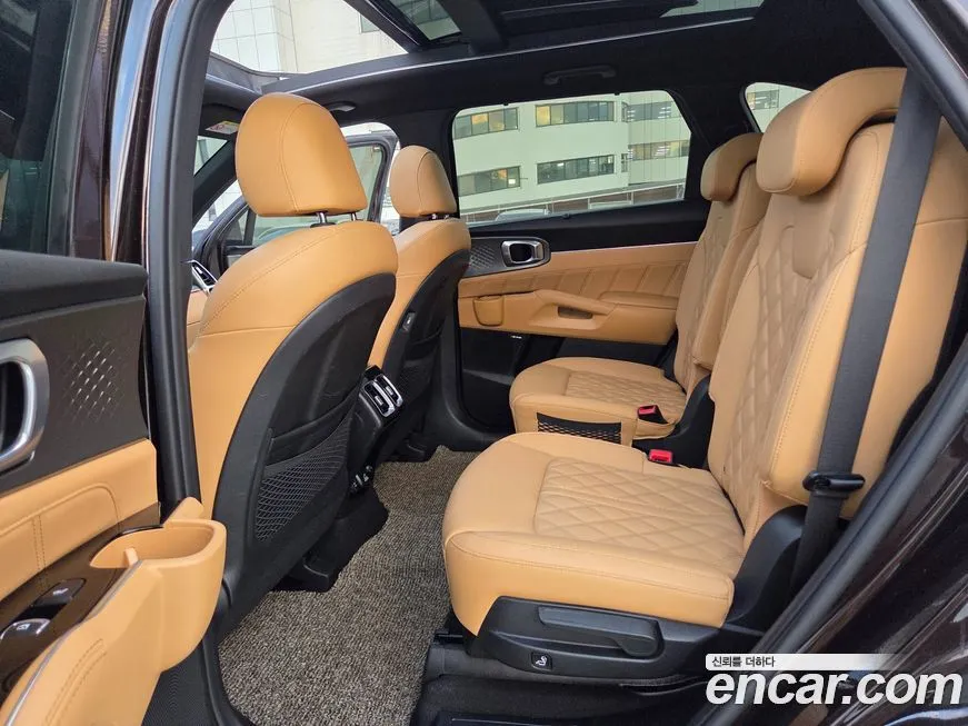 Kia Sorento — фото 10