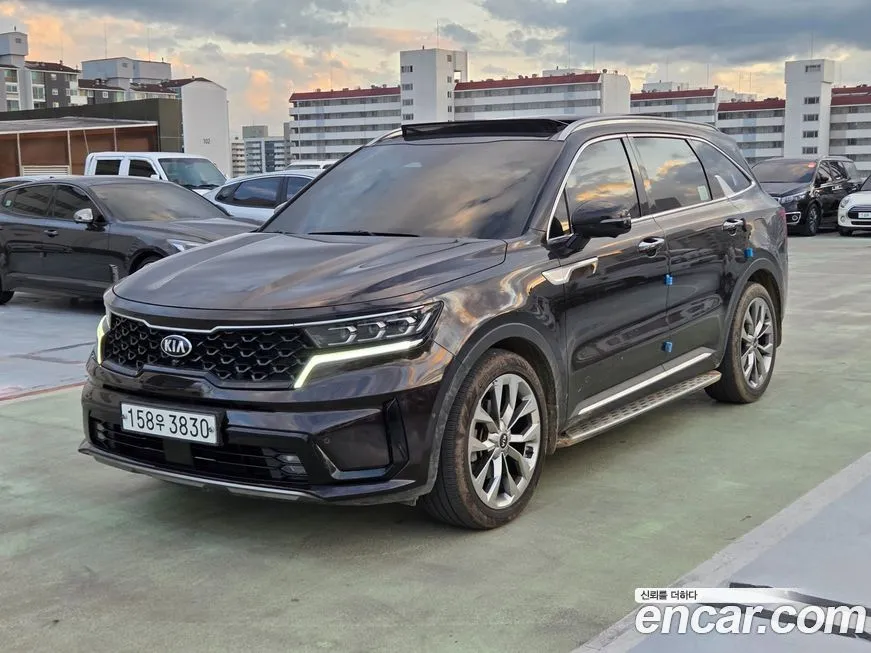 Kia Sorento — фото 6
