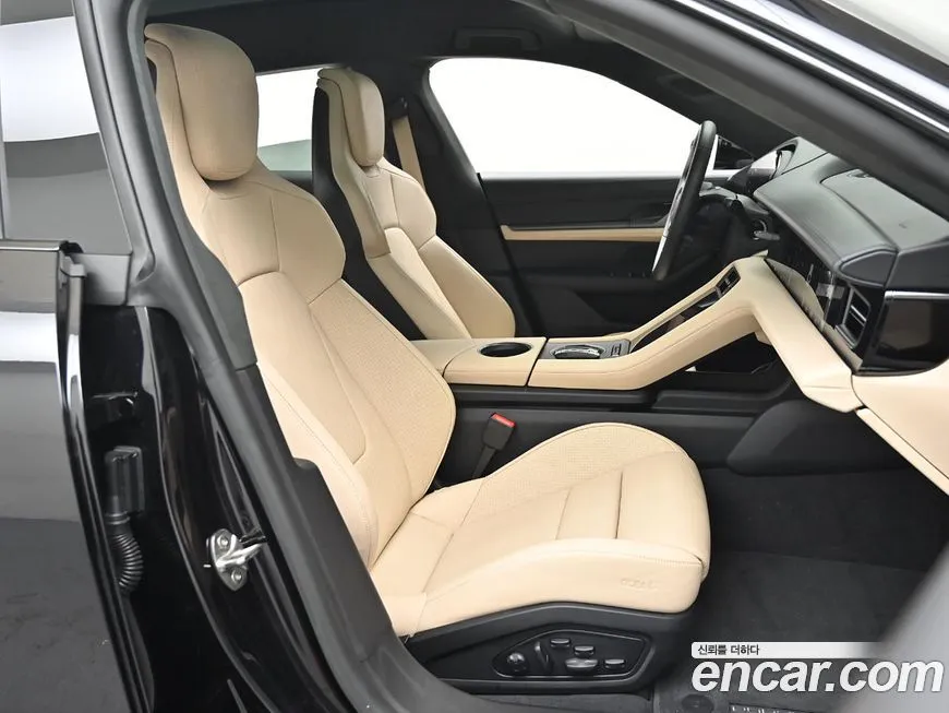 Porsche Taycan 2024 из KR, фото 10