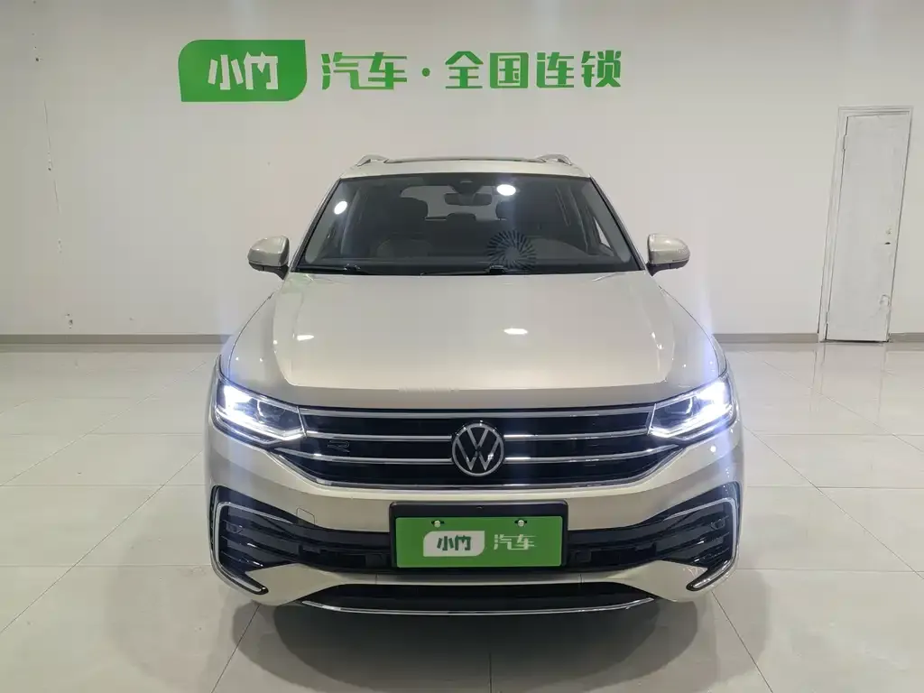 Volkswagen Tiguan L 2022 из CN, фото 2