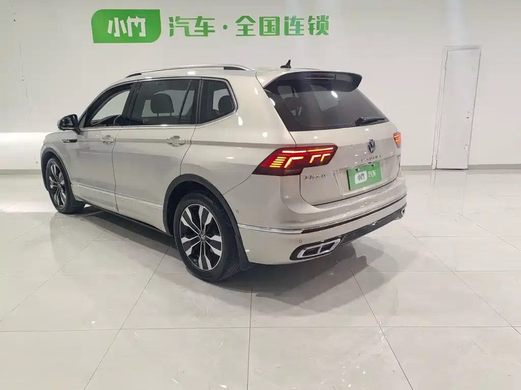 Volkswagen Tiguan L 2022 из CN, фото 8