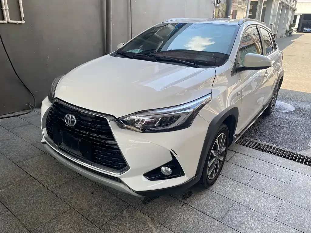 Toyota Yaris L 2023 из CN, фото 1