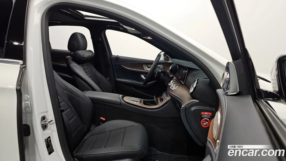 Mercedes-Benz E-Class 2023 из KR, фото 10