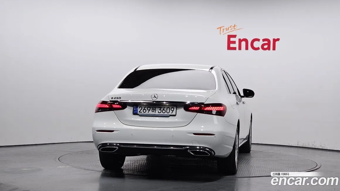 Mercedes-Benz E-Class 2023 из KR, фото 4