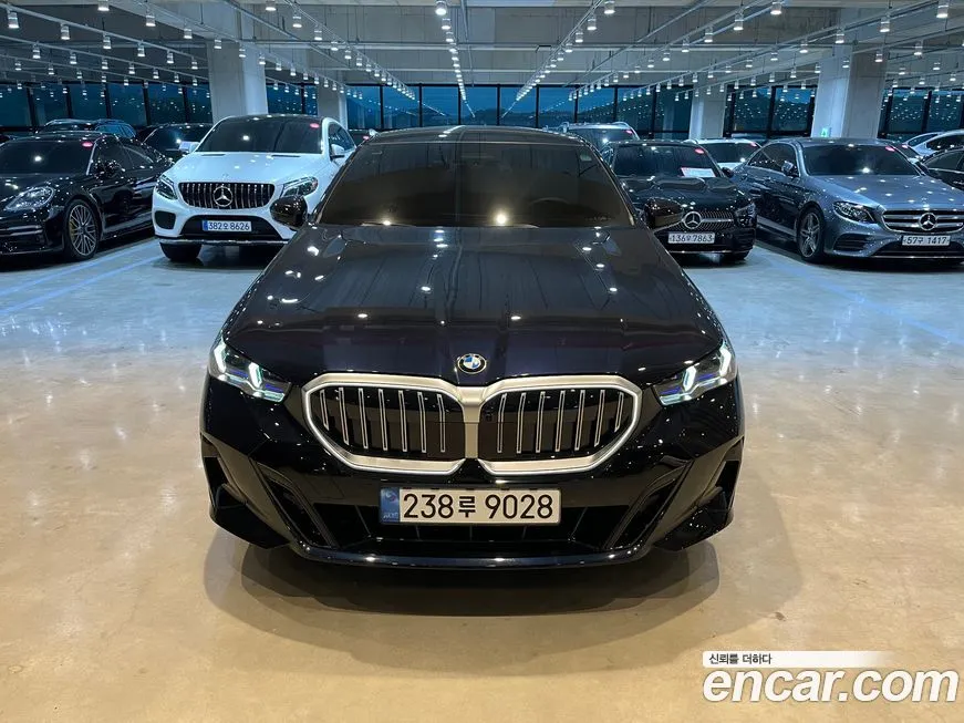BMW 5-Series 2025 из KR, фото 1