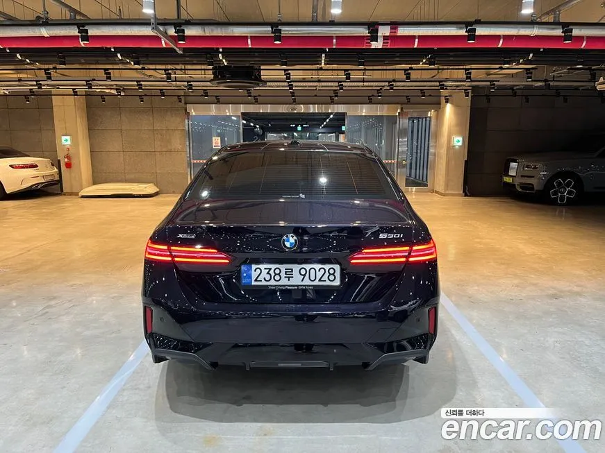 BMW 5-Series 2025 из KR, фото 2