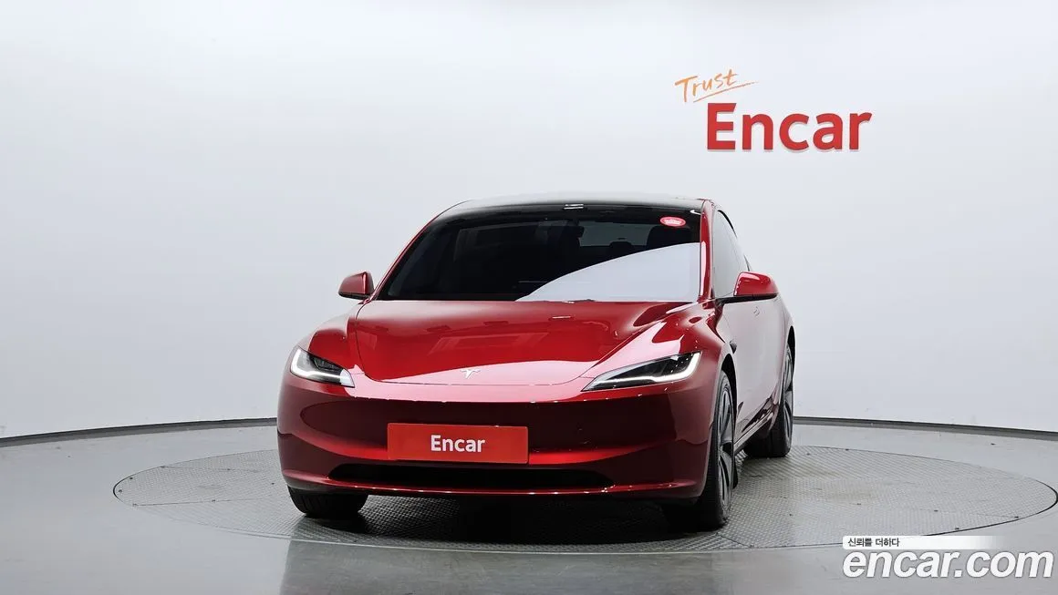 Tesla Model 3 2024 из KR, фото 3