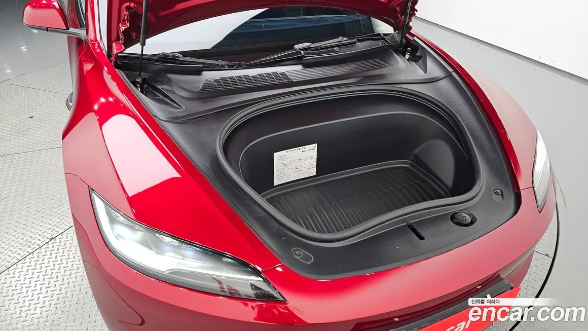 Tesla Model 3 2024 из KR, фото 6