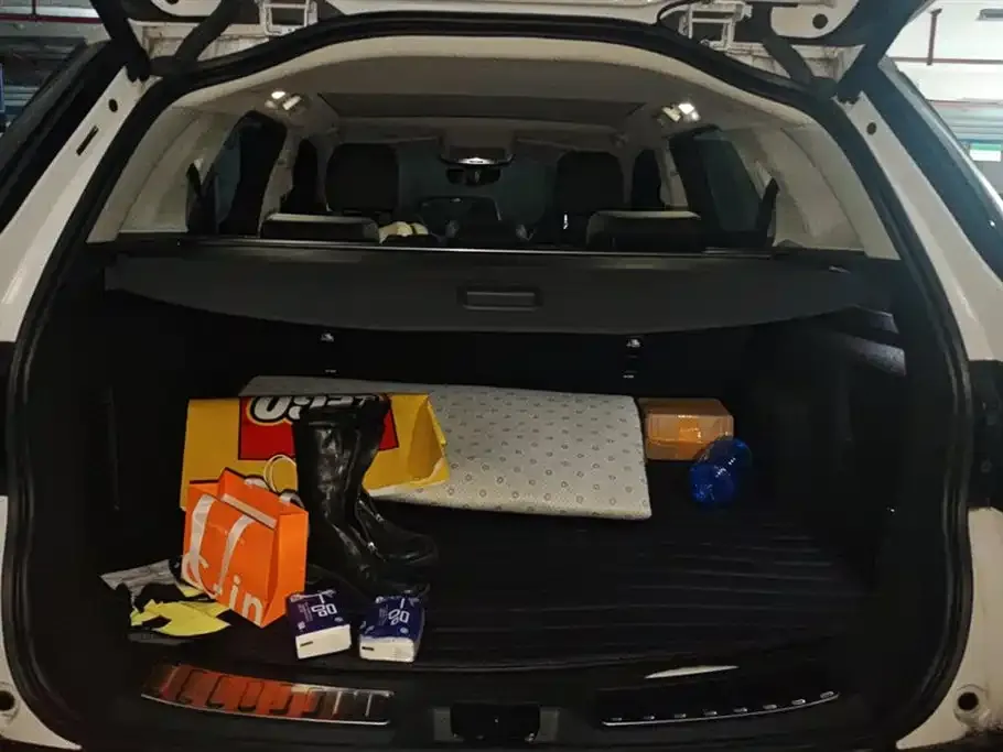 Land Rover Discovery Sport 2024 из CN, фото 4