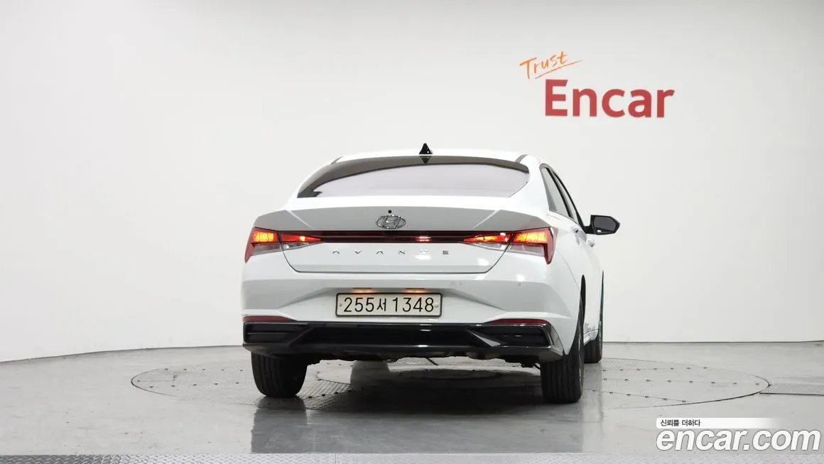 Hyundai AVANTE 2023 из KR, фото 4