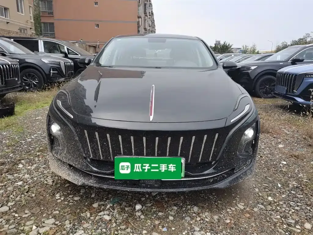 Hongqi E-QM5 2024 из CN, фото 3