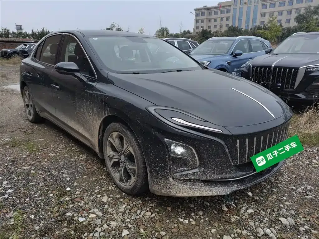 Hongqi E-QM5 2024 из CN, фото 4