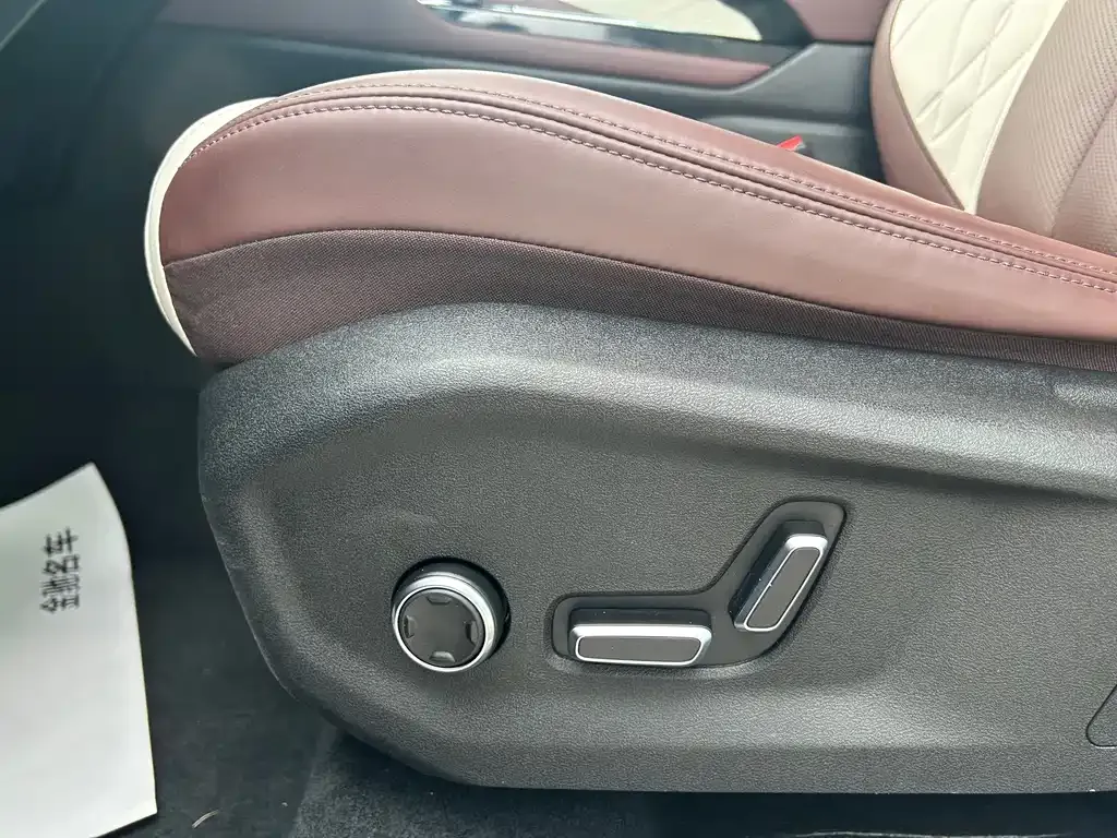 Geely Xingyue L 2022 из CN, фото 10