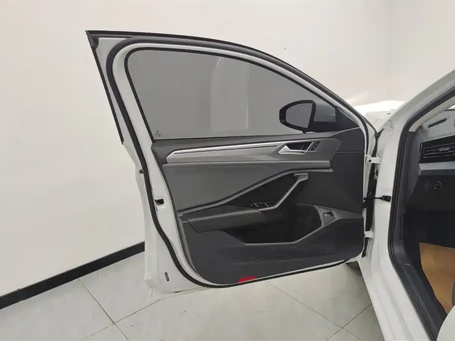 Volkswagen Sagitar 2024 из CN, фото 7