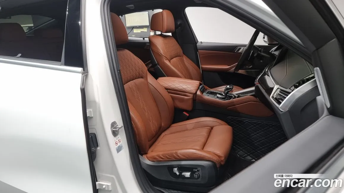 BMW X6 2023 из KR, фото 10