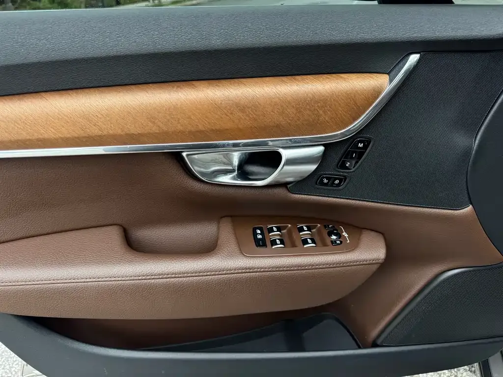 Volvo S90 2022 из CN, фото 6