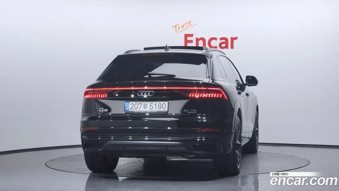 Audi Q8 2023 из KR, фото 4