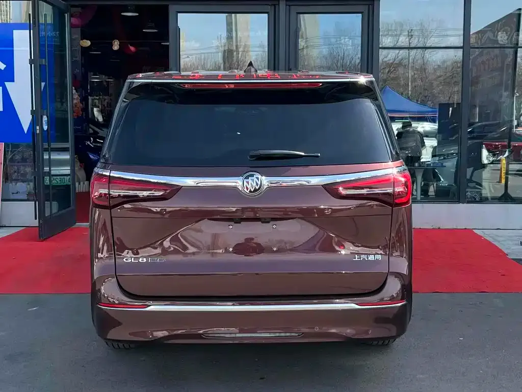 Buick GL8 2023 из CN, фото 8