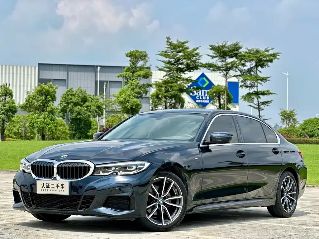BMW 3 Series 2022 из CN, фото 1