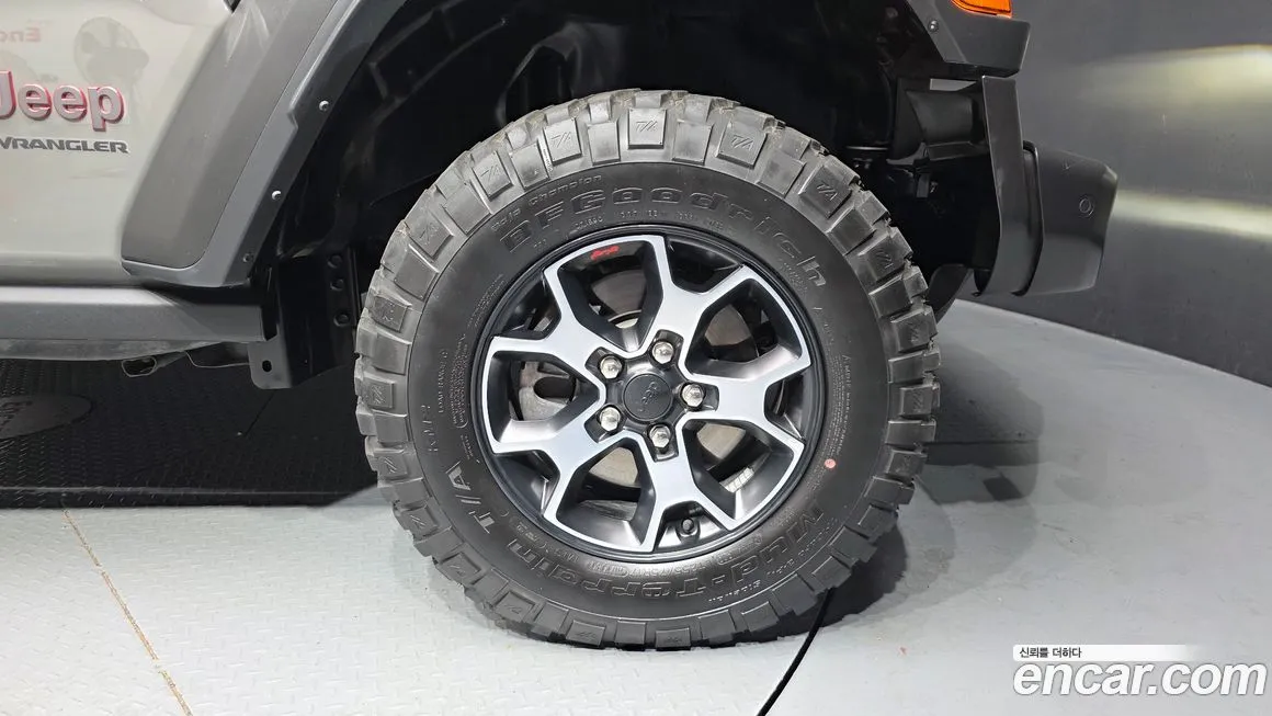 Jeep Wrangler 2023 из KR, фото 5