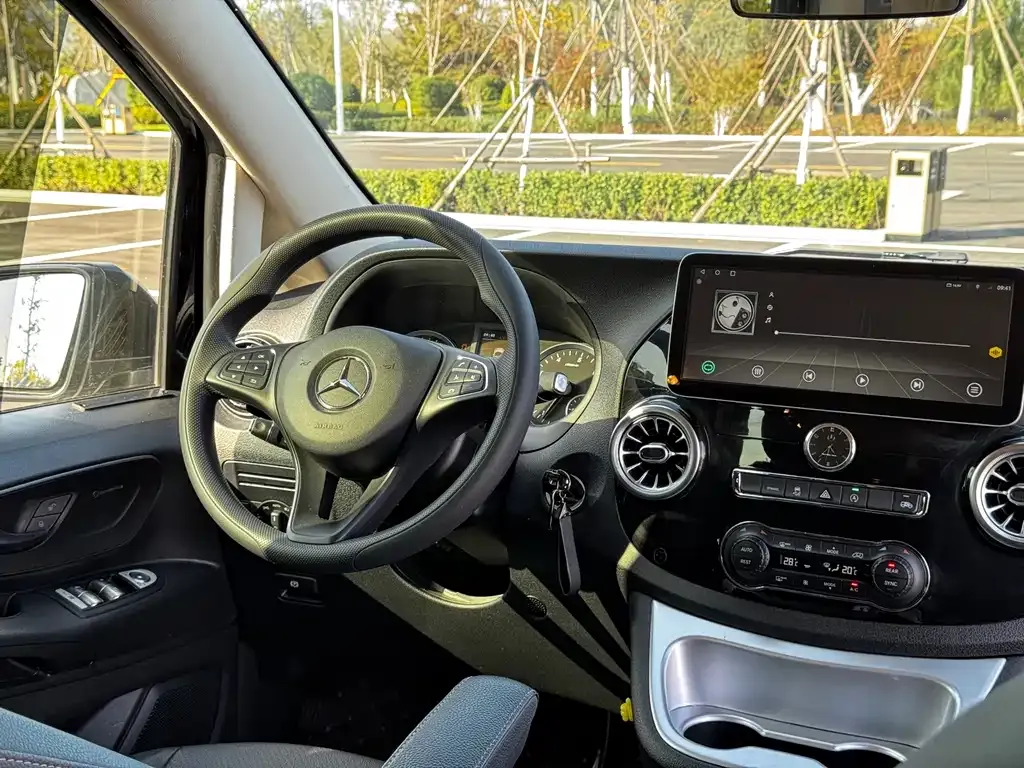 Mercedes-Benz Vito 2022 из CN, фото 7