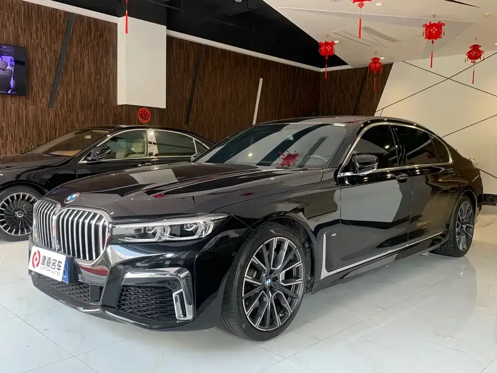 BMW 7 Series 2021 из CN, фото 1