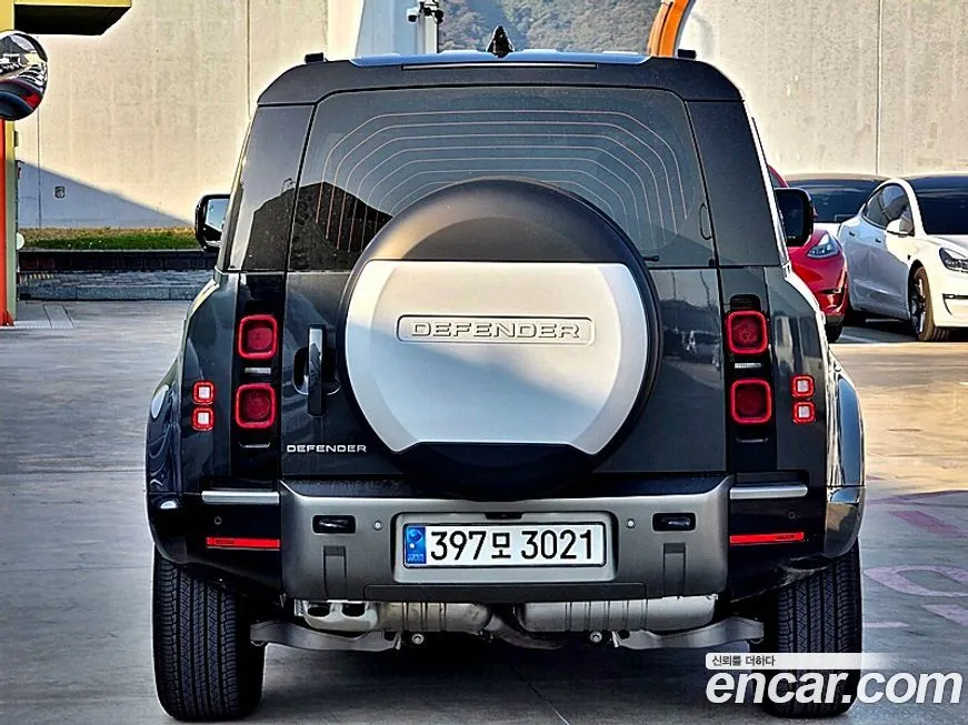 Land Rover Defender 2024 из KR, фото 3