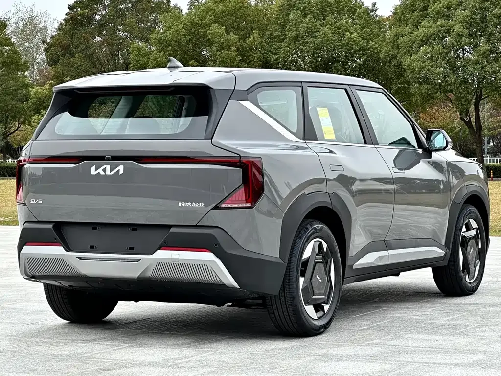 Kia EV5 2025 из CN, фото 4