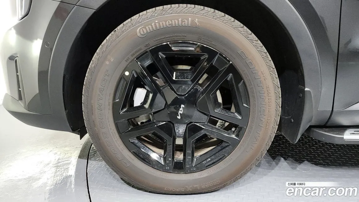 Kia Sorento — фото 5