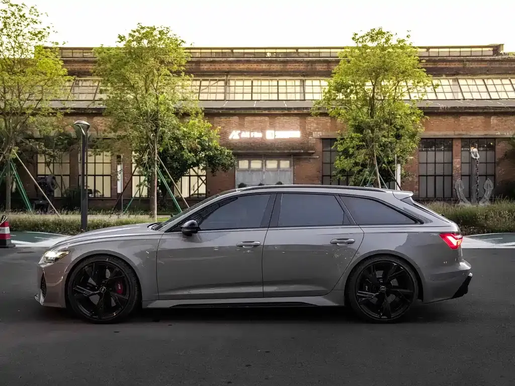 Audi RS 6 2021 из CN, фото 3