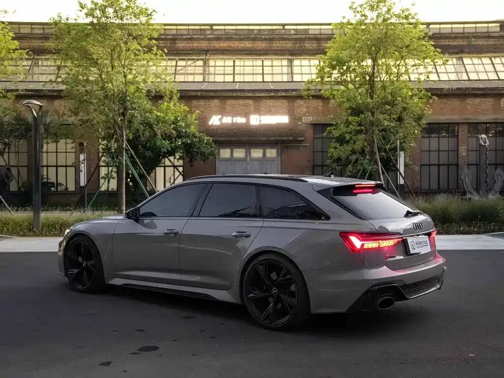Audi RS 6 2021 из CN, фото 4