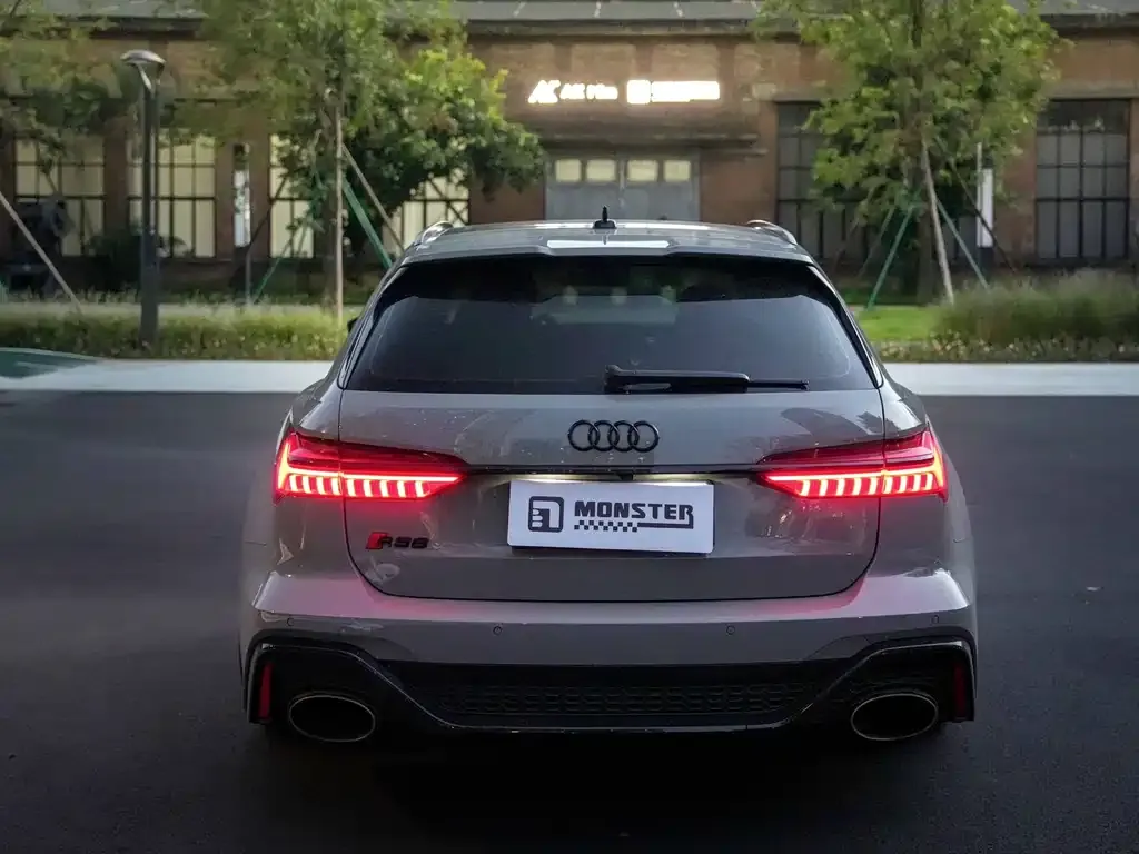 Audi RS 6 2021 из CN, фото 5