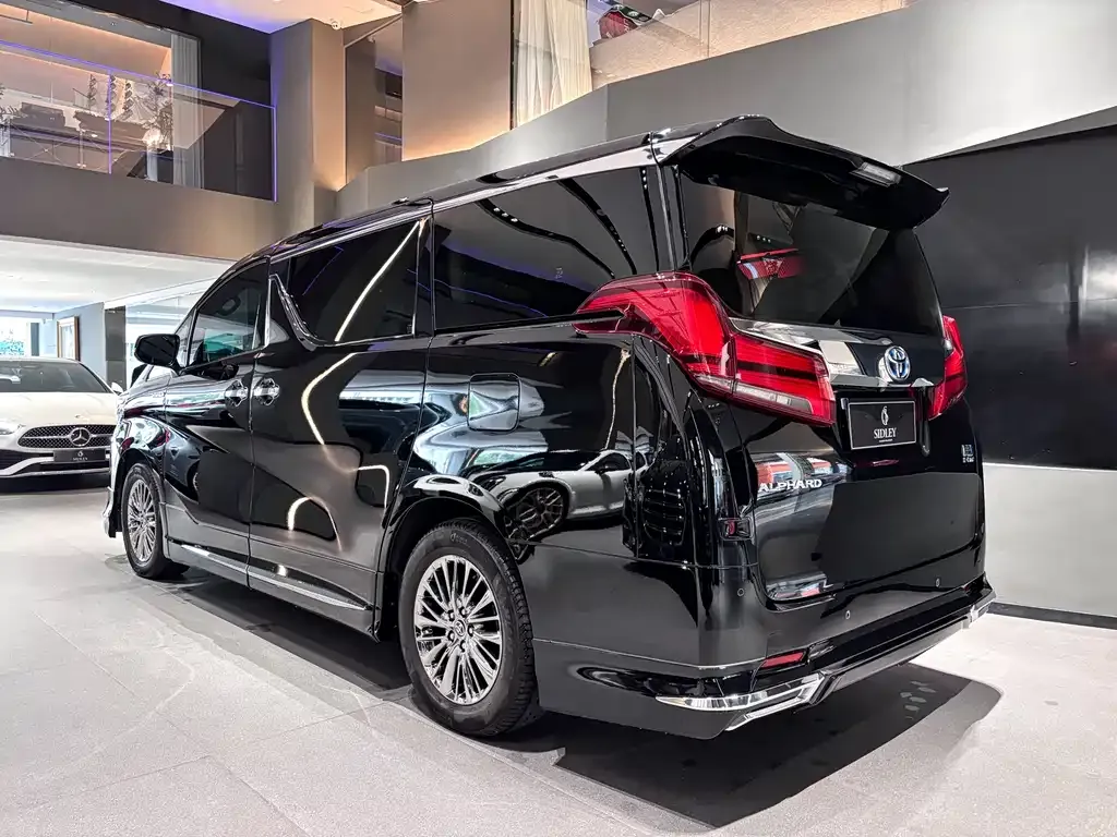 Toyota Alphard 2021 из CN, фото 4