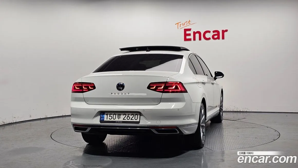 Volkswagen Passat — фото 4