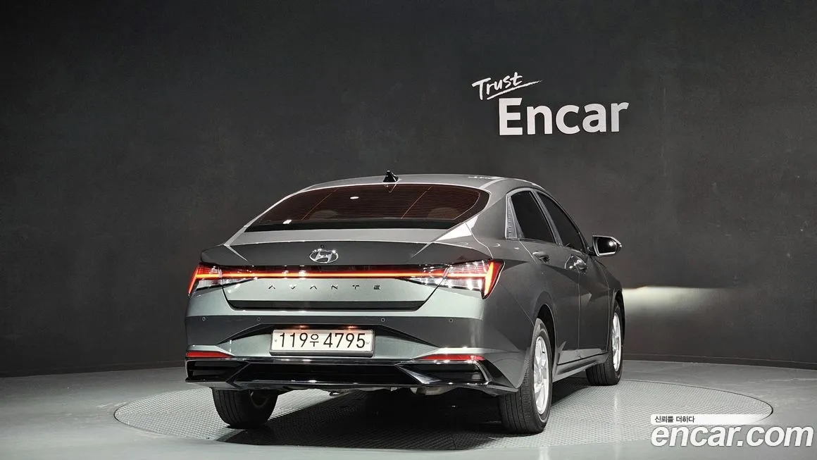 Hyundai AVANTE 2021 из KR, фото 4