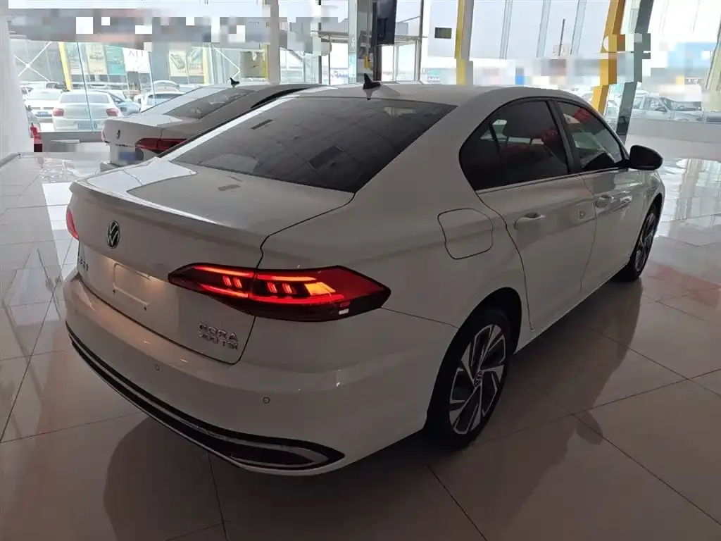 Volkswagen Bora 2024 из CN, фото 7
