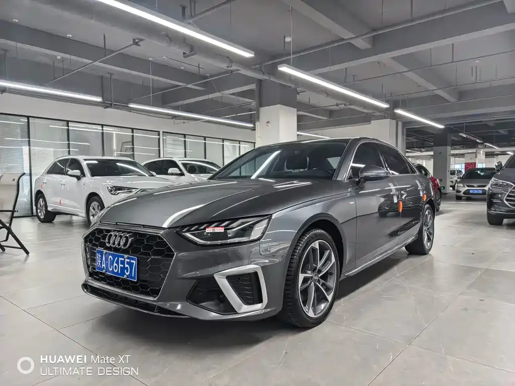 Audi A4L 2021 из CN, фото 1