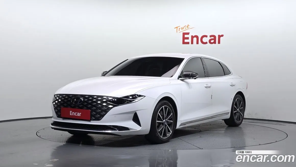 Hyundai Grandeur 2022 из KR, фото 2